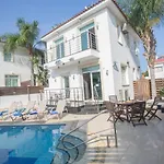 Villa Mesogeios 2 Protaras