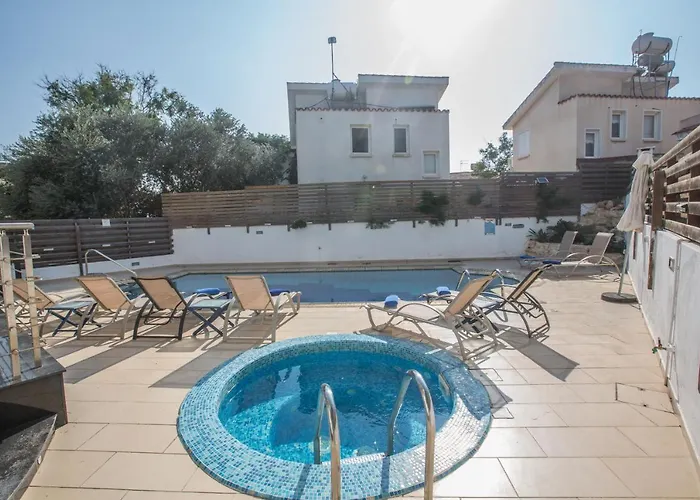 Mesogeios 2 Willa Protaras