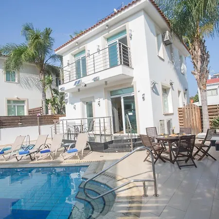 Villa Mesogeios 2 Protaras